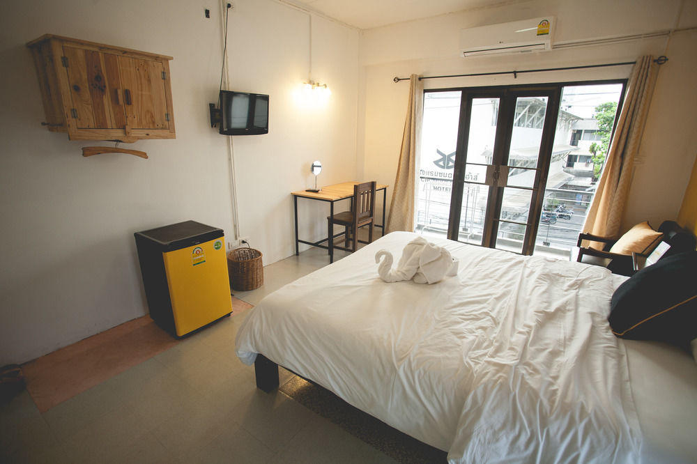 Isleep Guesthouse شيانغ ماي المظهر الخارجي الصورة
