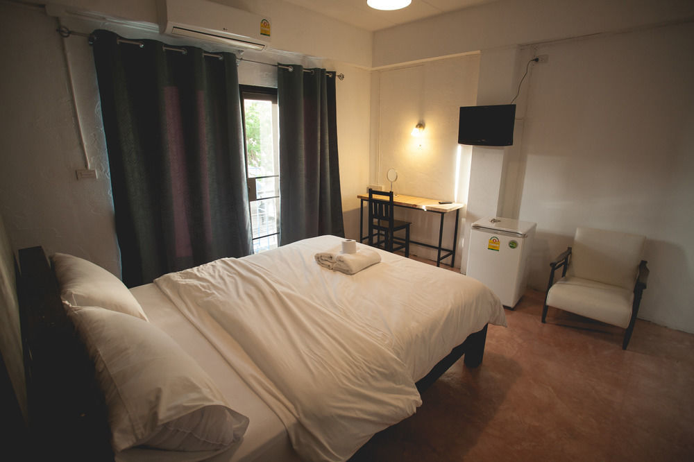 Isleep Guesthouse شيانغ ماي المظهر الخارجي الصورة