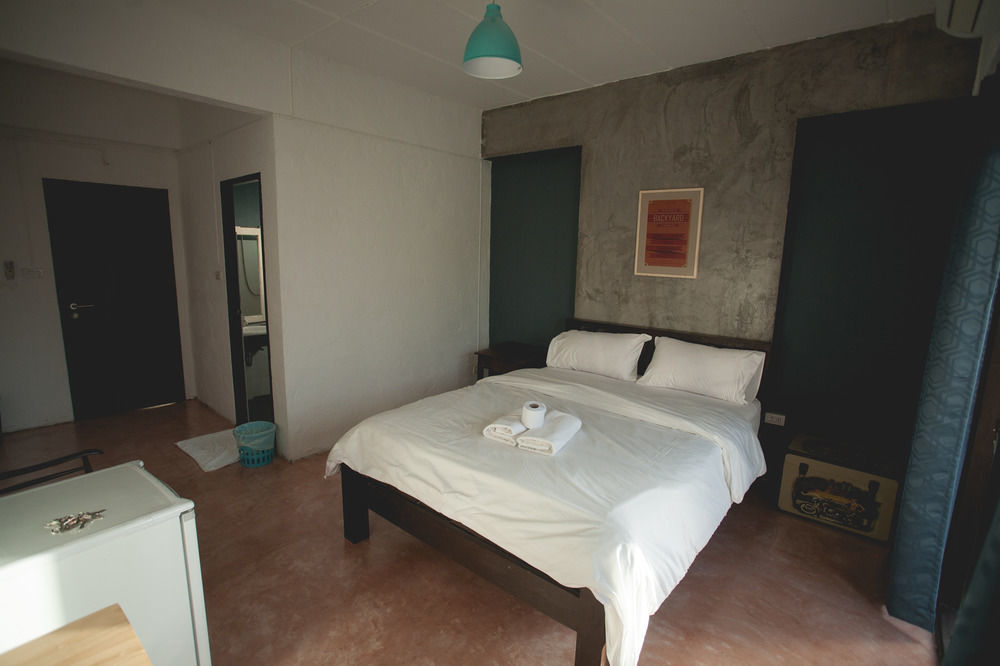 Isleep Guesthouse شيانغ ماي المظهر الخارجي الصورة
